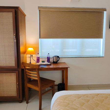 Hotel Aura By Woco Stays Pondicherry Exterior foto